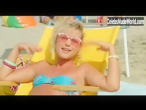 Dedee Pfeiffer, Susanna Hoffs Sexy, bikini scene in The Allnighter (1987) 4