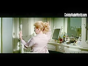 Deborah Kerr Sexy scene in The Arrangement (1969) 7