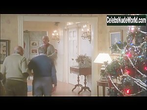 Julia Louis-Dreyfus underwear, Sexy scene in National Lampoon's Christmas Vacation (1989) 15