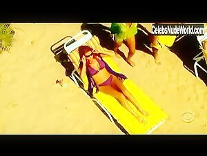 Heather Stephens Sexy, bikini scene in CSI: Miami (2002-2008) 9