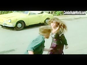 Jodi Thelen Sexy, underwear scene in Four Friends (1981) 3