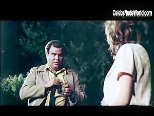 Jodi Thelen breasts, Nude scene in Four Friends (1981) 12