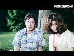 Jodi Thelen breasts, Nude scene in Four Friends (1981) 18