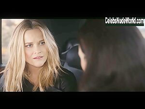 Reese Witherspoon, Julianna Margulies Sexy, lesbian scene in The Morning Show (2019-) 2