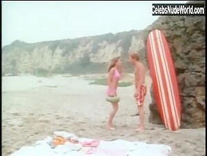 Linda Purl bikini, Sexy scene in Crazy Mama (1975) 11