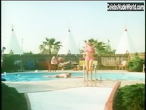 Linda Purl Sexy, bikini scene in Crazy Mama (1975) 4
