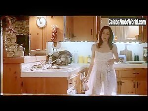 Lindsay Sloane Sexy scene in Seven Girlfriends (1999) 11