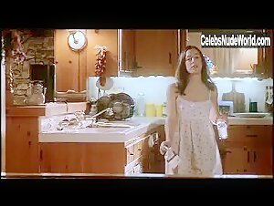 Lindsay Sloane Sexy scene in Seven Girlfriends (1999) 12