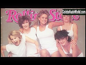 Jane Wiedlin, Belinda Carlisle, Kathy Valentine Sexy, underwear scene in The Go-Go's (2020) 10