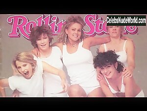 Jane Wiedlin, Belinda Carlisle, Kathy Valentine Sexy, underwear scene in The Go-Go's (2020) 2