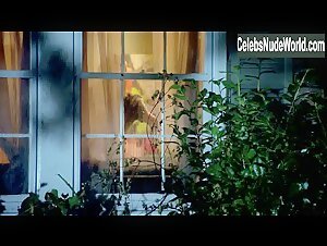 Melissa Ordway Blonde , Lingerie scene in Escapee (2011) 15
