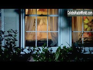 Melissa Ordway Blonde , Lingerie scene in Escapee (2011) 6
