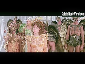 Melody Anderson Sexy scene in Flash Gordon (1980)