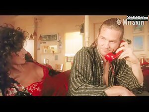 Mercedes Ruehl Sexy Dress , Cleavage scene in The Fisher King (1991) 3