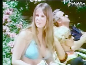 Glynnis O'Connor Sexy, bikini scene in The Boy in the Plastic Bubble (1976) 13