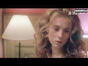 Marianne Hagan Sexy, underwear scene in Halloween: The Curse of Michael Myers (1995) 16
