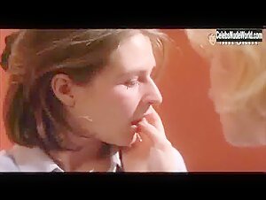 Helen Baxendale Kissing , Lingerie scene in The Investigator (1997) 5