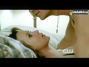 Hilarie Burton Sexxy,underwear scene in One Tree Hill (2003-2011) 16