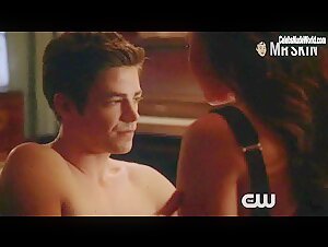 Malese Jow underwear, Sexy scene in The Flash (2014-) 6