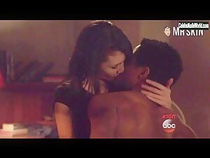 Katie Findlay Lingerie , Hot scene in How to Get Away with Murder (2014-2019) 3
