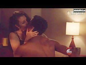Katie Findlay Lingerie , Hot scene in How to Get Away with Murder (2014-2019) 5
