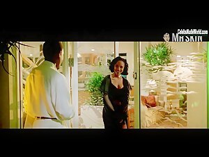 Lynn Whitfield Sexy scene in A Thin Line Between Love & Hate (1996) 10