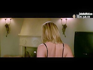 Kelly Rutherford butt, Nude scene in Scream 3 (2000) 11