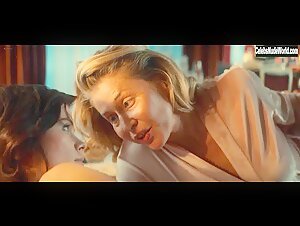 Wiktoria Filus, Magdalena Poplawska, Matylda Giegzno shower , bed scene in Glitter (2022) s1e7 17