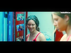 Adele Exarchopoulos, Daphne Patakia, Swala Emati nude, Kissing in Les cinq diables (2022) 8