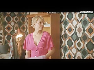 Roma Gasiorowska in Tonight You're Sleeping with Me (2023)  14