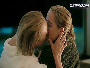 Kiernan Shipka, Diane Kruger Sexy, lesbian scene in Swimming with Sharks (2022) 15