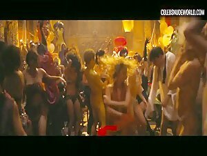 Margot Robbie Dancing, Sexy scene in Babylon (2022) 20