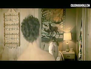 Jennifer Schwary Nude, butt scene in American Gigolo (2022) 1