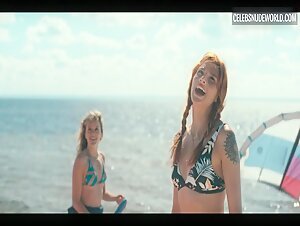 Waleria Gorobets, Kornelia Strzelecka bikini, Sexy scene in Into the Wind (2022)