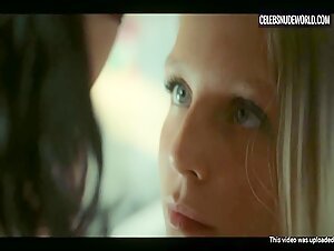Martyna Byczkowska, Paulina Krzyżańska underwear, Sexy scene in Absolute Beginners (2023-) 18