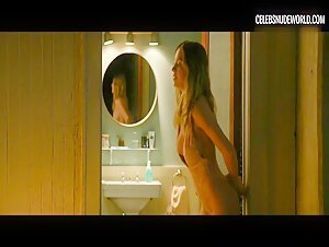 Sydney Sweeney Sexy, thong scene in The Voyeurs (2021) 3