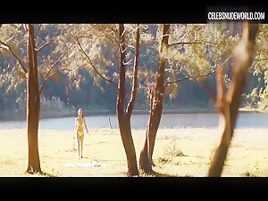 Julia Bersana bikini, Sexy scene in Lawa (2023) 1