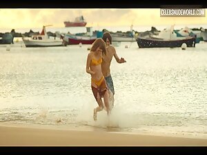 Guiomar Puerta bikini, Sexy scene in Montecristo (2023) 6