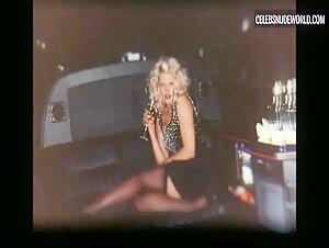 Anna Nicole Smith Sexy, thong scene in Anna Nicole Smith: You Don't Know Me (2023) 16