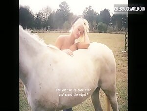 Anna Nicole Smith Nude, breasts scene in Anna Nicole Smith: You Don't Know Me (2023) 4