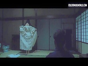 Min-hee Kim Nude, butt scene in The Handmaiden (2016) 4