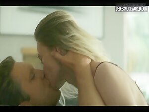 Natasha Esca Blonde, Sexy scene in Luis Miguel: The Series (2018-2021) 1