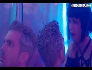 Asphyxia Noir Stripper, Breasts scene in The Queen of Hollywood Blvd (2018) 13