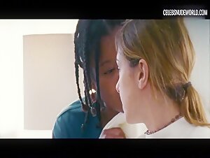 Cleo Tavares, Maria Leite Areola, Lesbian scene in Diamantino (2018) 9