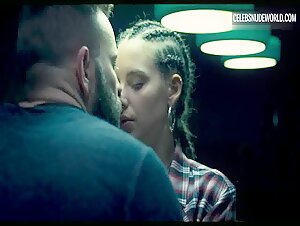 Federica Sabatini Cornrows, Kissing scene in Suburra: Blood on Rome (2017-2020) 2