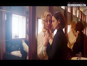 Heida Reed, Sara Dögg Ásgeirsdottir Brunette, Lesbian scene in Stella Blómkvist (2017-2021) 16