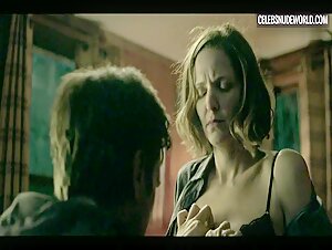 Jordana Spiro Cleavage, Underwear scene in Ozark (2017-2020) 18