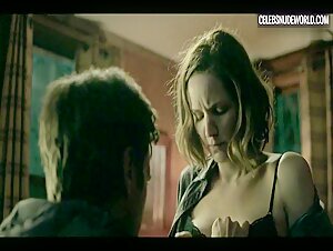 Jordana Spiro Cleavage, Underwear scene in Ozark (2017-2020) 19