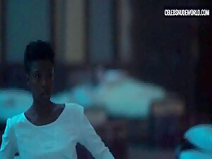 Madeline Brewer Slapped, Butt scene in The Handmaid's Tale (2017-2022) 4