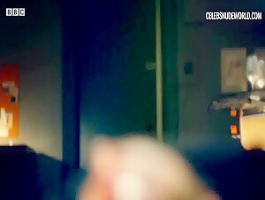 Synnove Karlsen, Rachel Hurd-Wood Underwear, Bra scene in Clique (2017-2018) 4